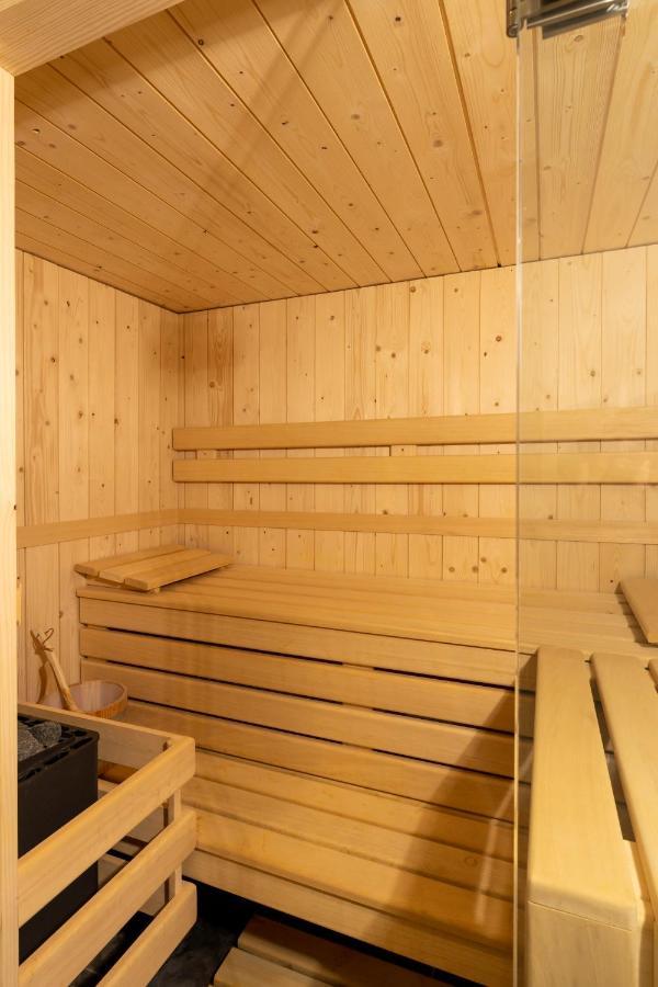 Villa Seyal - Avec Piscine - Jacuzzi - Sauna & Climatisation لو مان المظهر الخارجي الصورة